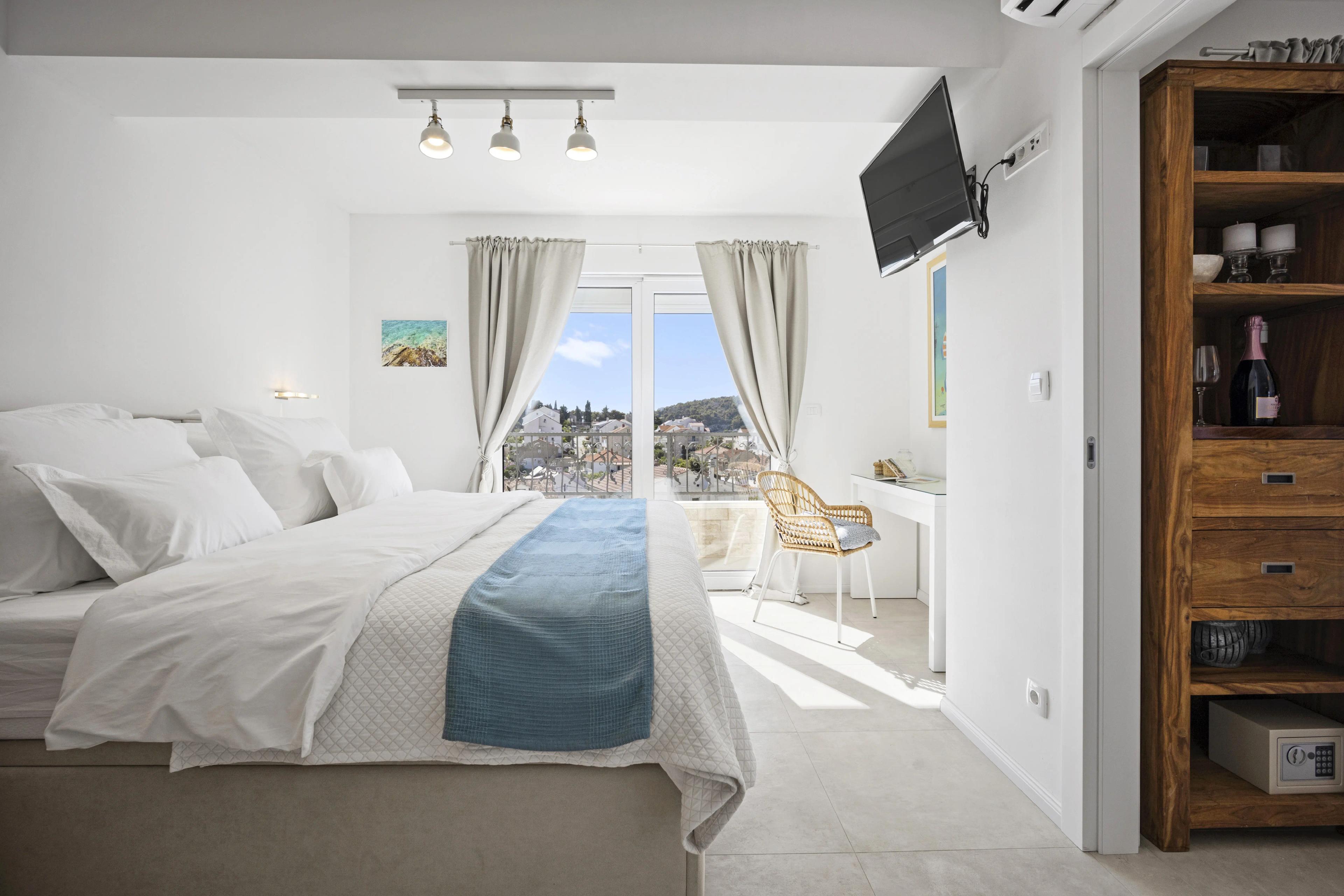 Hvar stunning seaview retreat with terrace apartment - Image 5