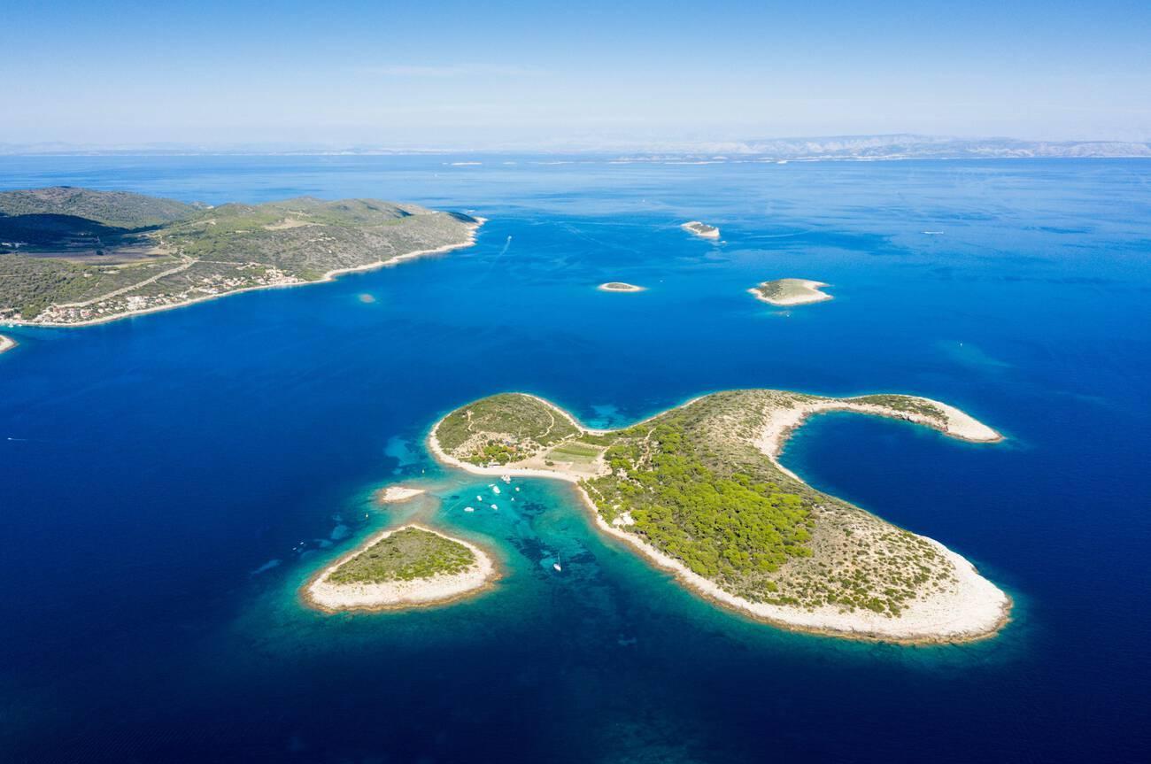 Turquoise lagoon at Budikovac Island